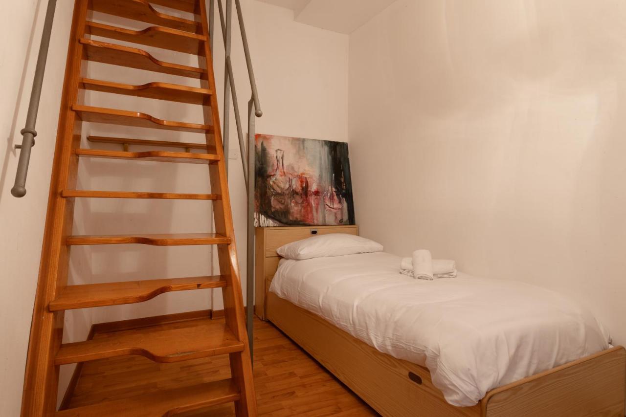 Zola, Charme E Vista Nel Cuore Di Triest Exterior foto